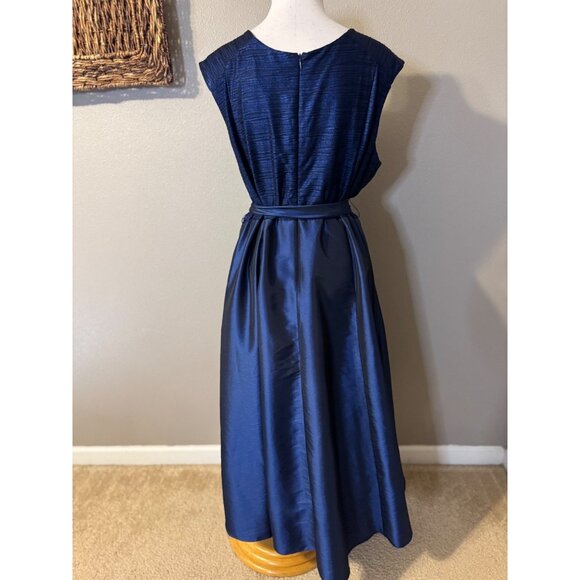 R & M Richards Gown Formal Dress 20W Sapphire Blue Party Wedding Cruise NEW - Picture 6 of 14